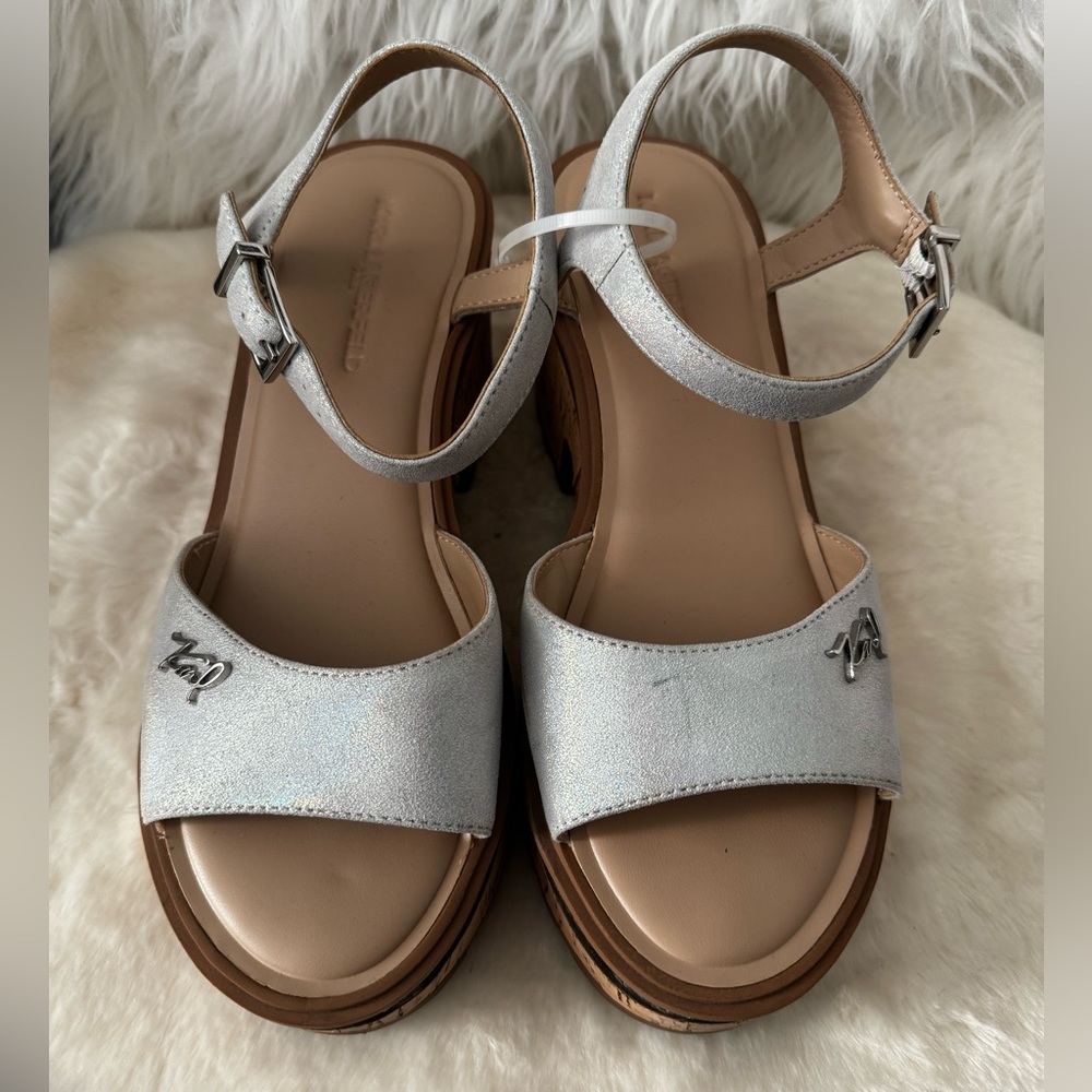 Karl Lagerfeld Paris Caylia Platform Iridescent Leather Sandals Size 8